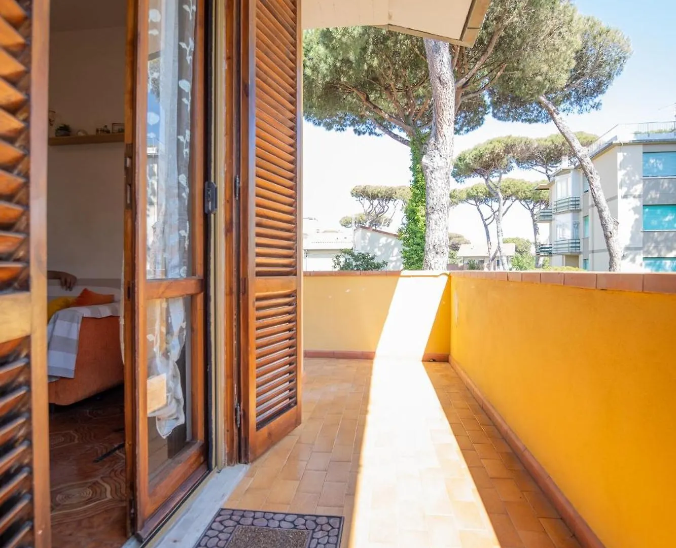 Welcomely - Tirrenia Fronte Mare 0*,
